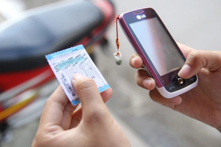 Điều khiếu nại thay đổi chi phí điện thoại cảm ứng thông minh quý phái thẻ cào Viettel